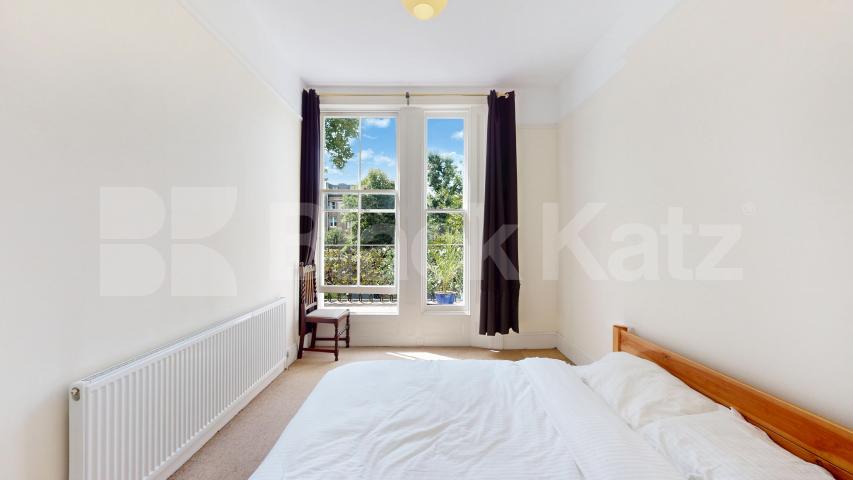			1 Bedroom, 1 bath, 1 reception Flat			 Elsham Road, Holland Park/Kensington Olympia